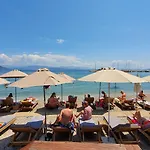 Onar Corfu Aparts & Apartament Ýpsos