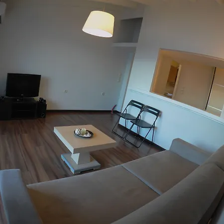 Onar Corfu Aparts & 3* איפסוס