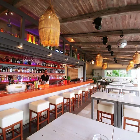 Onar Corfu Aparts & إيبسوس