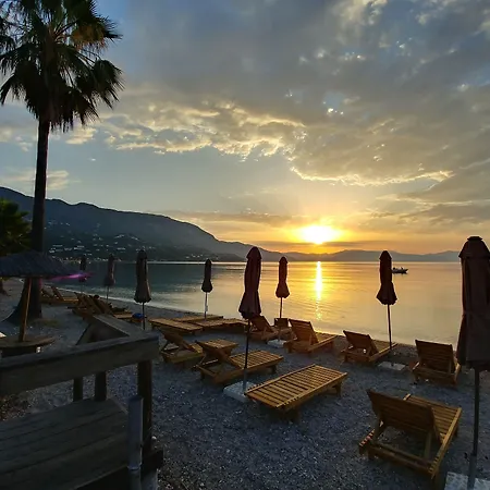 Onar Corfu Aparts & 3* איפסוס