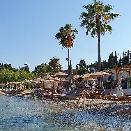Onar Corfu Aparts & Lägenhetshotell Ypsos