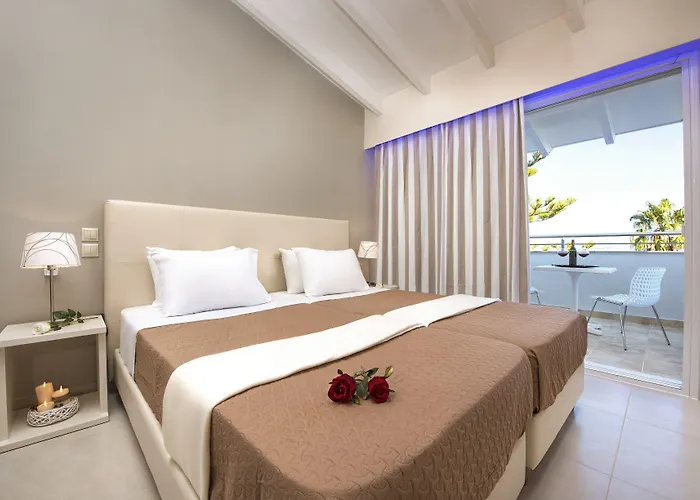 Onar Corfu Aparts & מלון דירות איפסוס