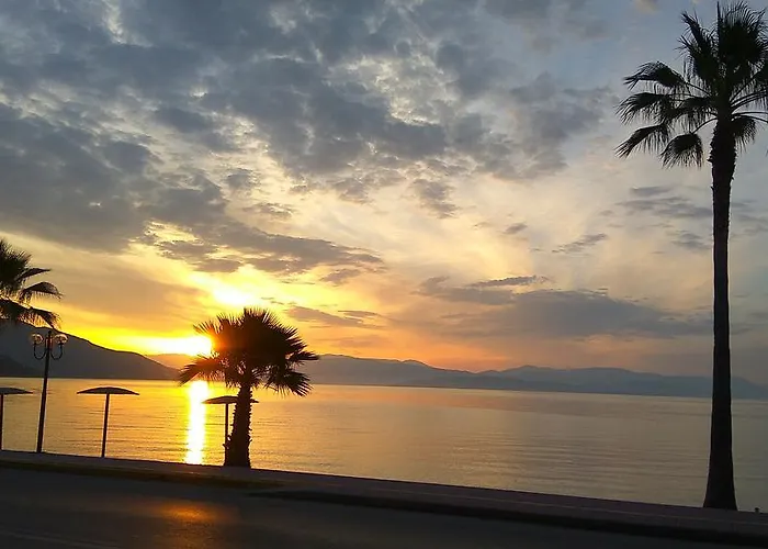 Onar Corfu Aparts & 3* איפסוס
